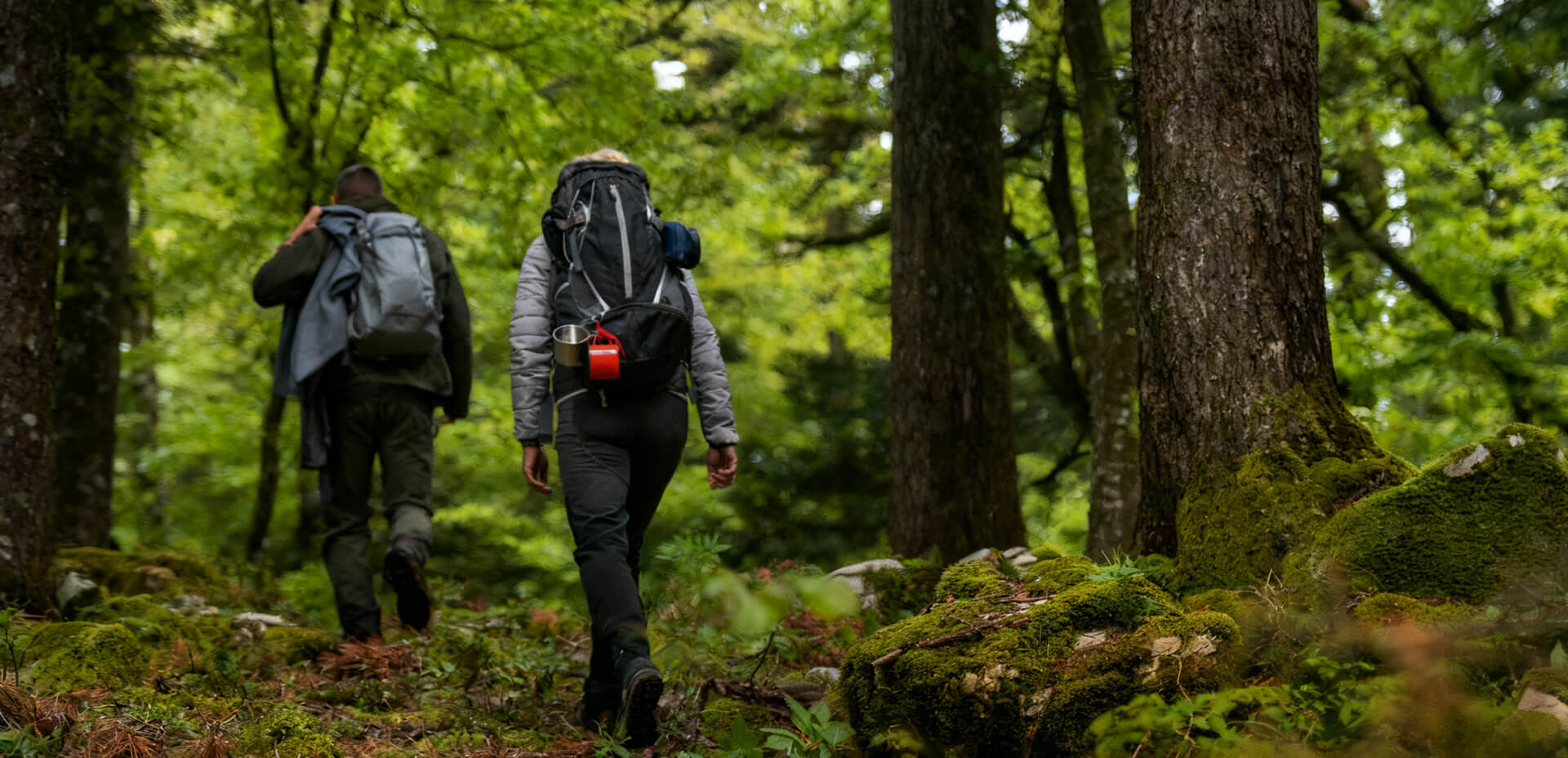 杭州市萧山文发纺织有限公司。